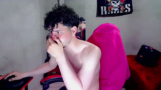 Atom_Hot XXX чат на живо