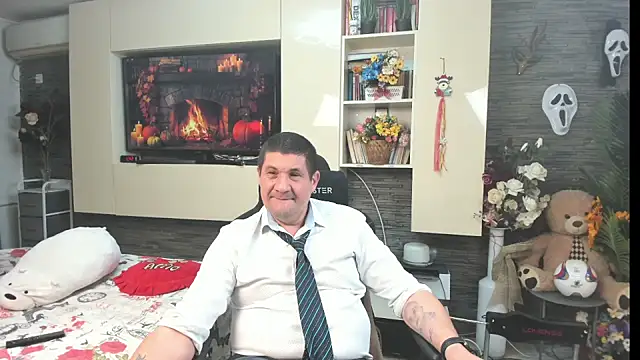 SpartacusDaddy48 Chat XXX in diretta