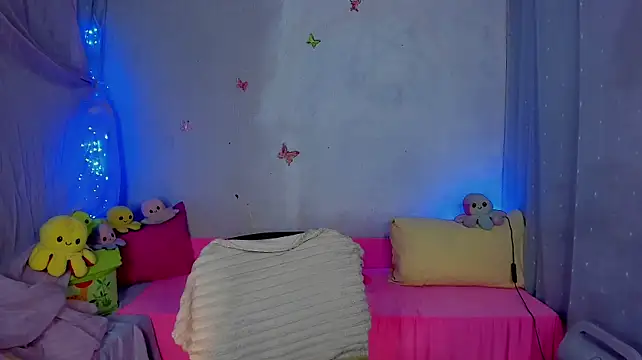 Chat +18 de YourLizzyDoll ao vivo