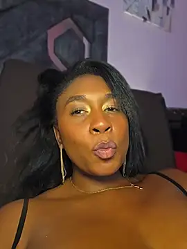 Chat +18 de HanaThompson ao vivo