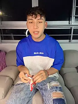 OLIVER_KのライブXXXチャット