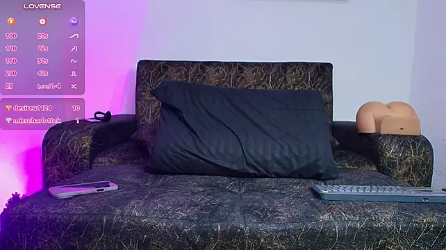 Chat XXX en directo de BrayaanFit