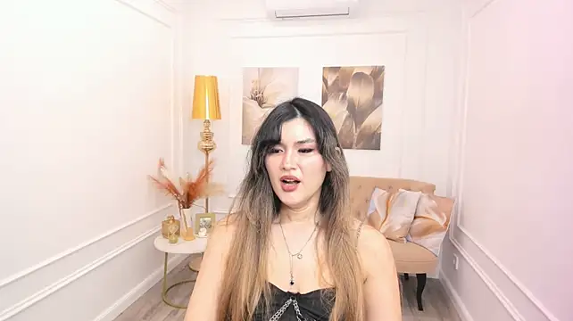Chat +18 de AnneTLi ao vivo