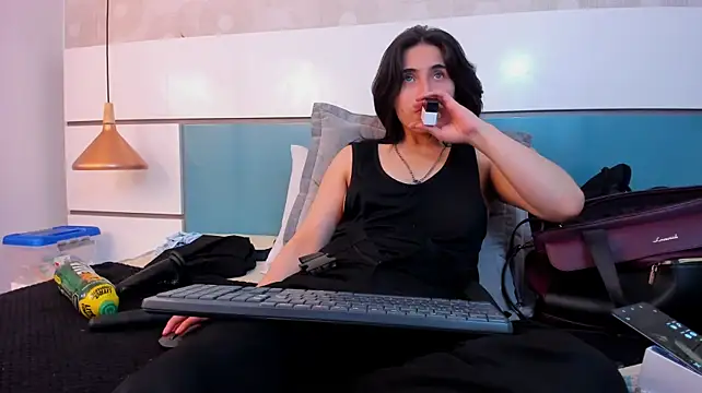 Ashkoreh Live XXX-Chat