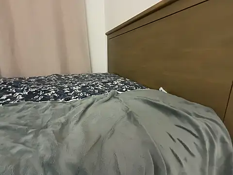 -Lynaross- 现场XXX聊天