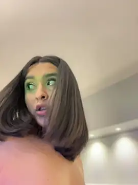 MiahWindsor – Live XXX-chat