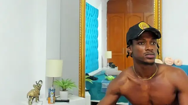 Charliedamn Live XXX-chat