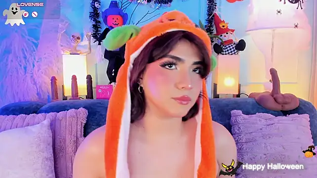 Creamy_Angelo élő XXX-chatje