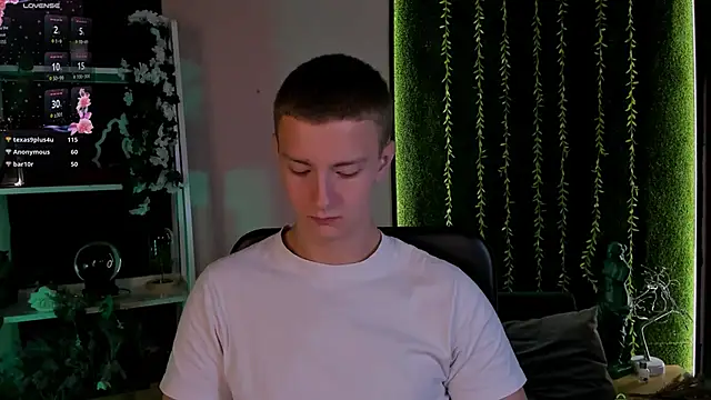 noah_nero Chat XXX live