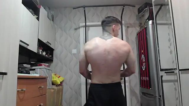 XXX chat uživo modela this_is_andy
