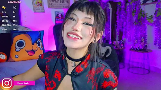Zaradavis Chat XXX live