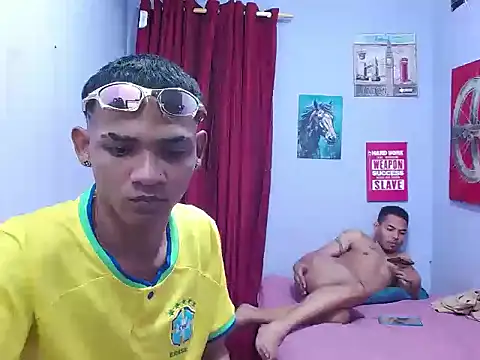 black_twinks élő XXX-chatje