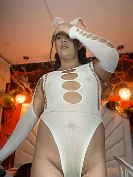 Sweet_vicky_hot Adlı Modelin Canlı XXX Sohbeti