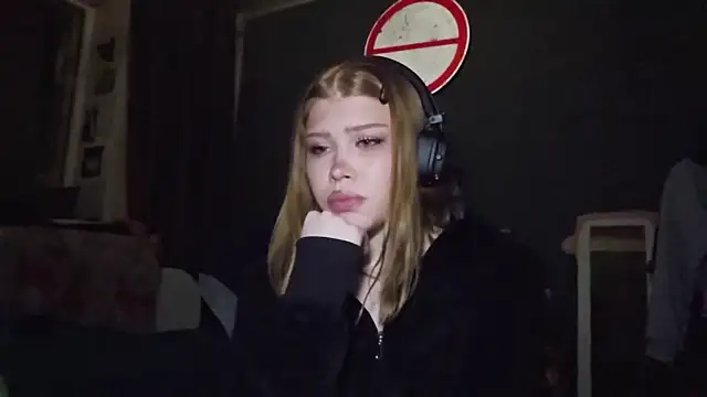 צ'אט XXX בשידור חי של LizaVogan