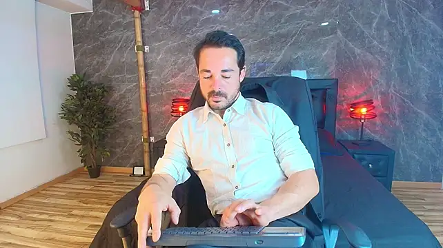 Chat XXX ao vivo de Adams_Sanz