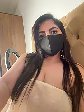 Hot-Queen-sarah's Live XXX Chat