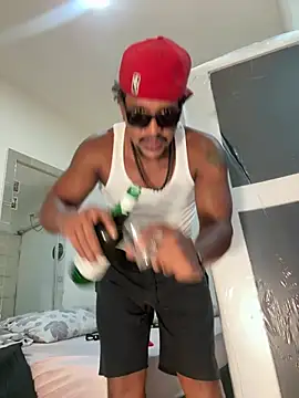 Chat +18 de bigdick211292 ao vivo