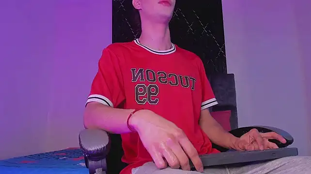 Alexxus_SmithのライブXXXチャット