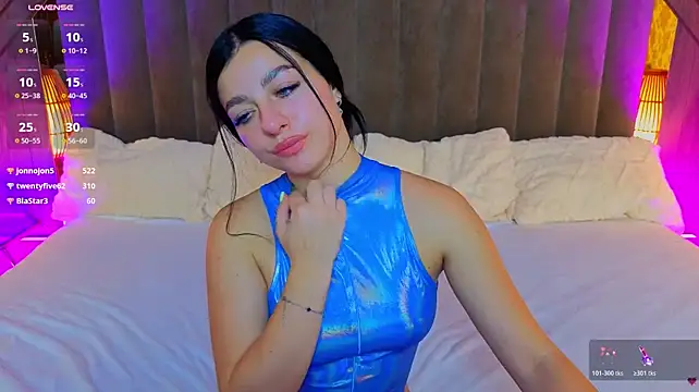 KitnissKiss live XXX chat