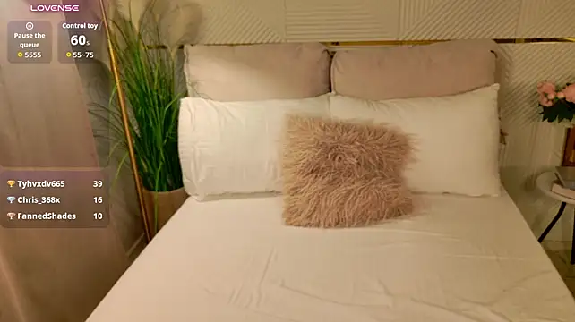 Chat +18 de Erica_Martin ao vivo