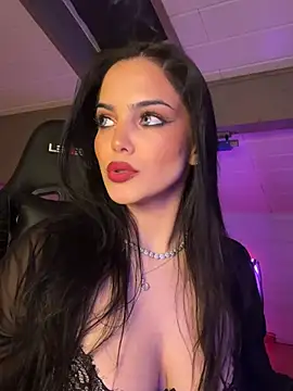 دردشة LunnaVey الجنسية المباشرة