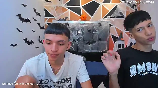 Chat +18 de Juan_Nd_Steven ao vivo