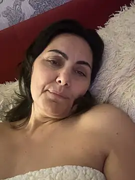 Chat +18 de Emma_roqueen ao vivo