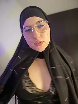 Badra_Abaid 现场XXX聊天