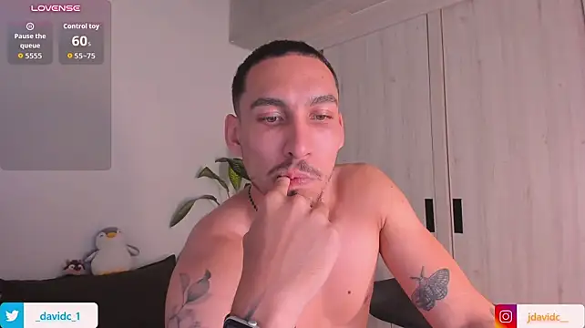 Chat +18 de DavidC_ ao vivo
