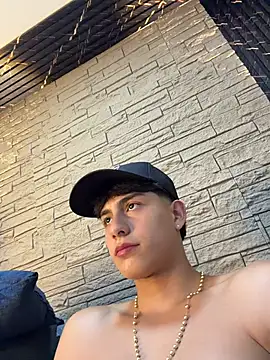 צ'אט XXX בשידור חי של Lander_Cruz