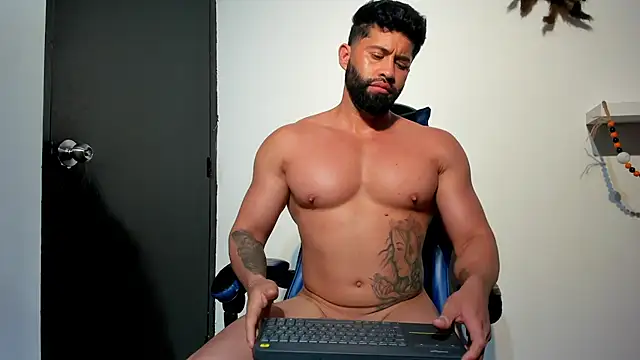 Онлайн чат XXX RikyAaron