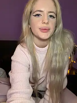 Holly-Glamour Adlı Modelin Web Kamerası Şovu
