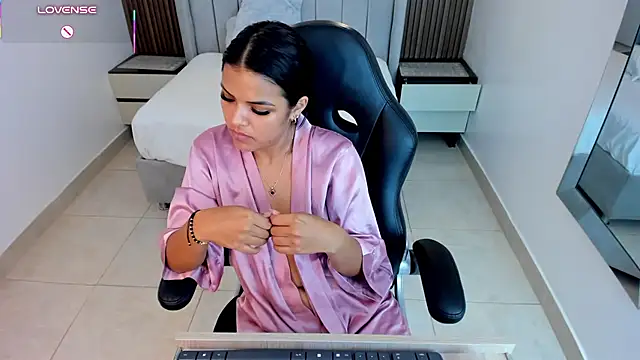LISAPALMER7 live XXX chat