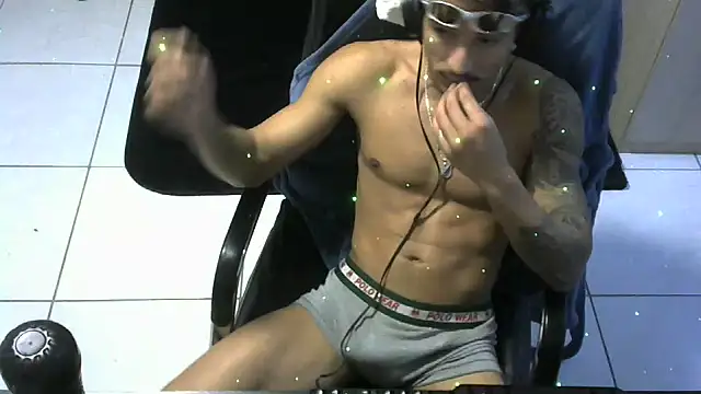 BINHO_ZANARDI's Live XXX Chat