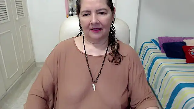 leonela_69 – Live XXX-chat
