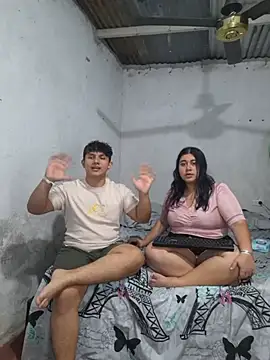 ParejaCurvy20 Live XXX Chat