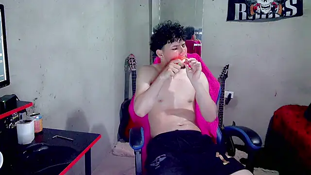 Chat XXX ao vivo de Atom_Hot