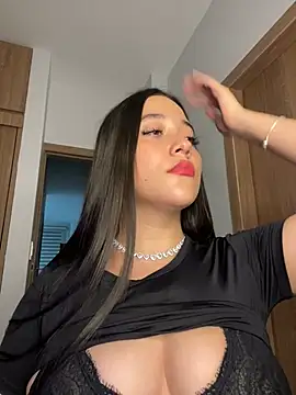 Nhefertary 现场XXX聊天