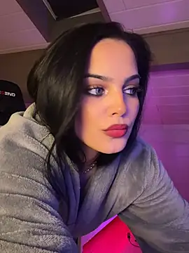 LunnaVey 现场XXX聊天