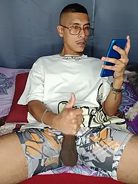 Hard_brown03 – Live XXX-chat
