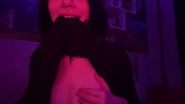 XXX chat uživo modela RevivedSop