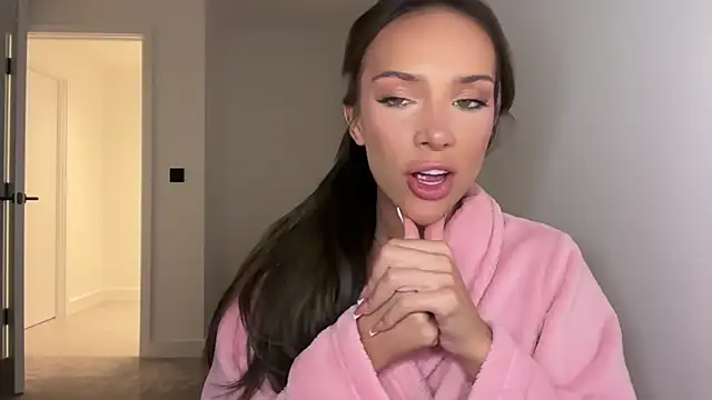 ellabelle's Live XXX Chat