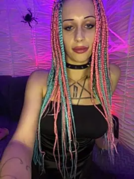 دردشة Dolly-Delicious الجنسية المباشرة