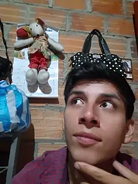ZaneHoward Live XXX-chat