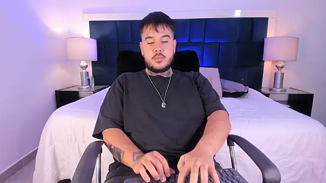Chat XXX ao vivo de DanteBlossom