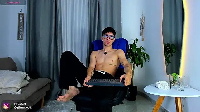 Chat XXX Live etham_wolf1