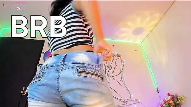 XXX chat uživo modela nath_redrex