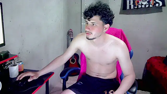 Atom_Hotn Live XXX chat