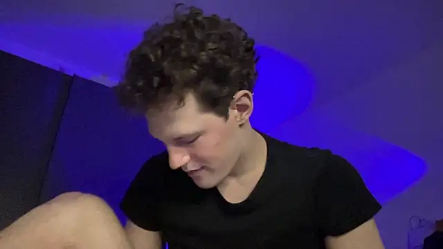 XXX chat uživo modela Hot_Adam_