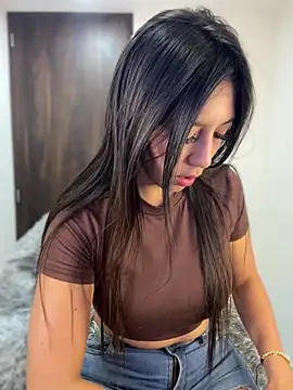 Chat XXX ao vivo de MiaJones21